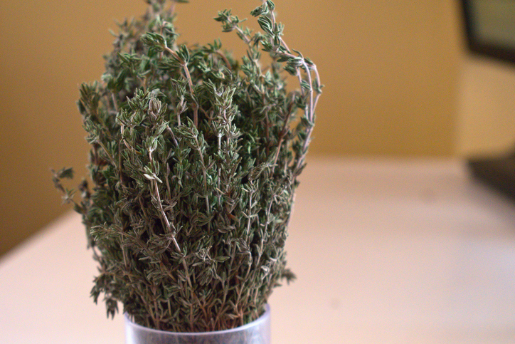 Store Herbs Like Flowers