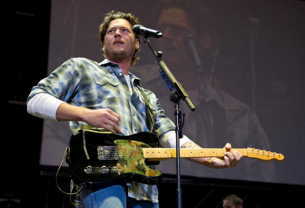 George Strait With Blake Shelton And Julianne Hough In Concert