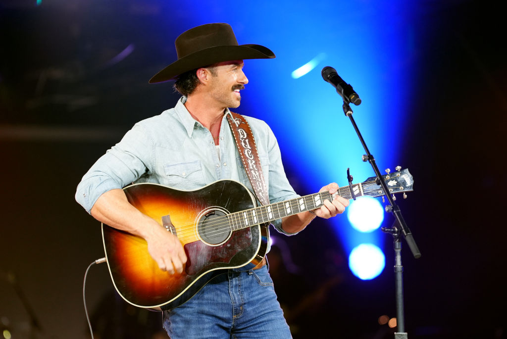 Listen Live to 93Q Country - 93Q Country