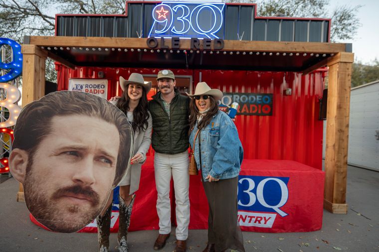 Riley Green Look-a-Like