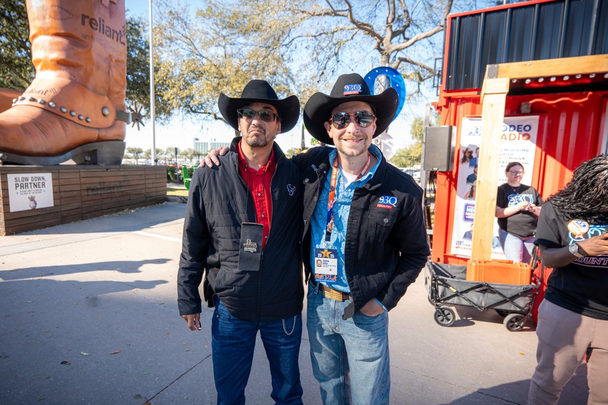 Riggs and a Fan