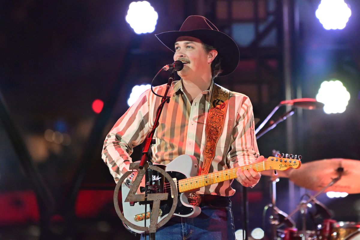 Zach Top plays at the Houston Livestock Show & Rodeo