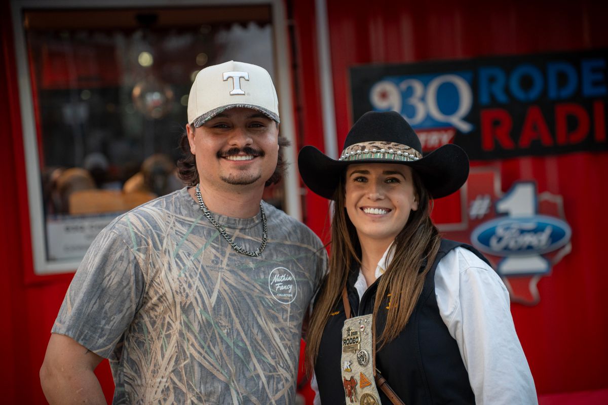 Gerardo & a 93Q Fan