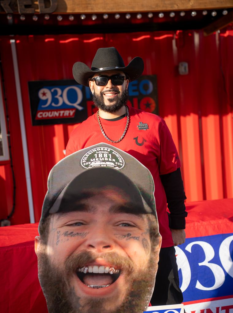 93Q Fan Poses with Post Malone Big Head