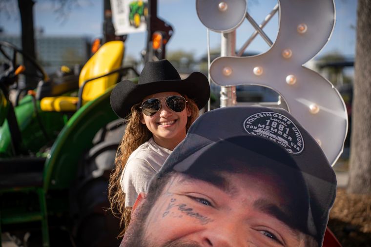 93Q Fan Poses with Post Malone Big Head
