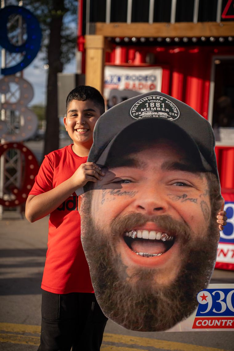 93Q Fan Poses with Post Malone Big Head
