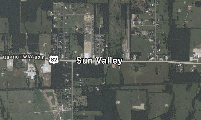 Sun Valley, Texas - Pop. 73