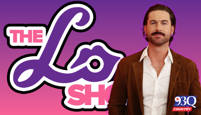 Riley Green Calls into the Lo Show!
