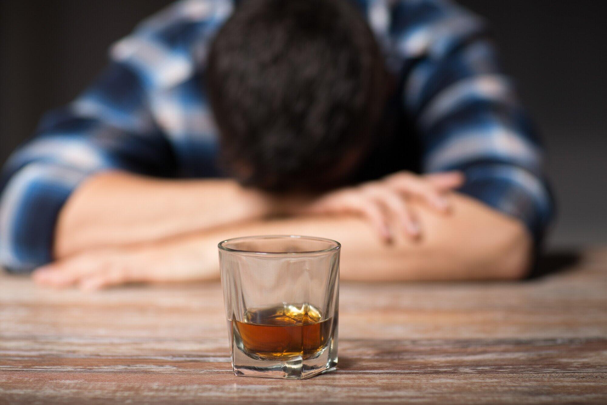 Country stars who opened up about struggles with alcohol dependence